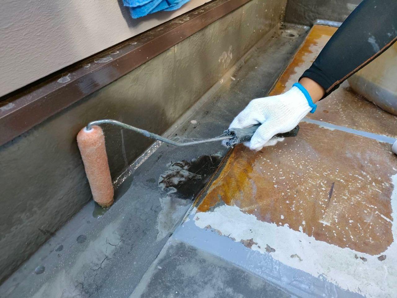 【防水工事】プライマー塗布