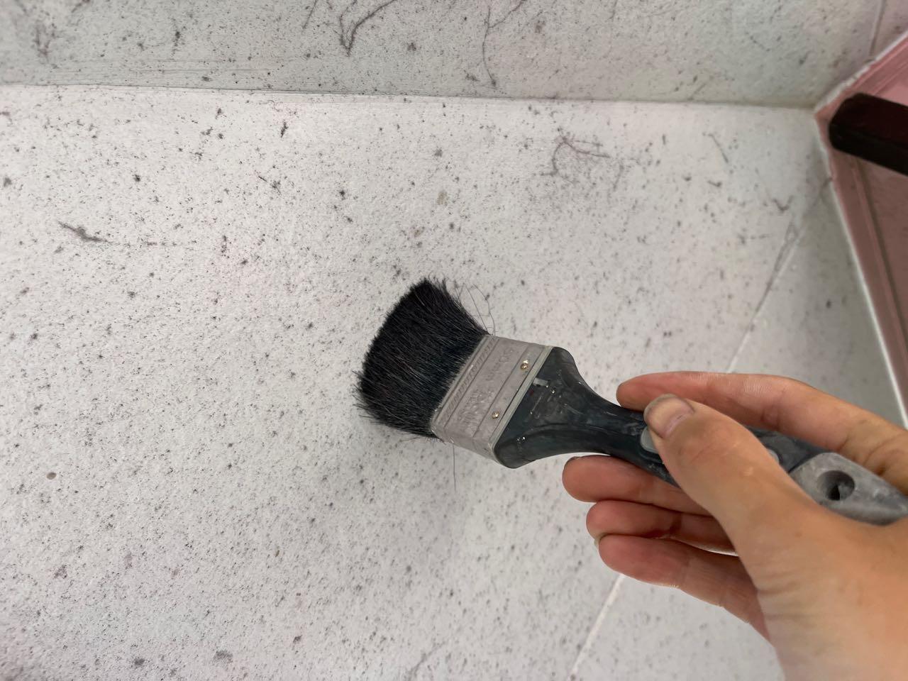 【軒天塗装】ケレン作業