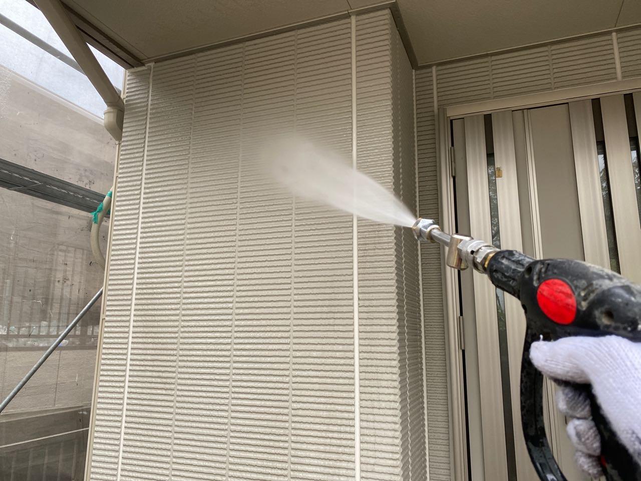 【外壁洗浄】バイオ洗剤塗布