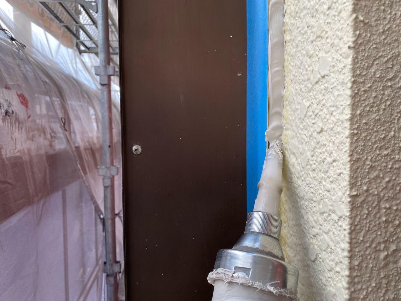 【シーリング工事】コーキング充填