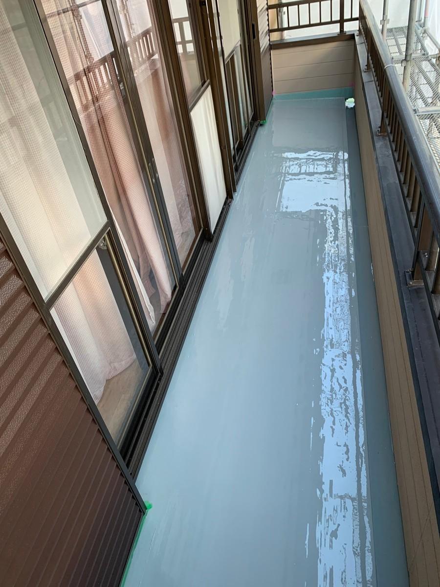【防水工事】ウレタン防水塗布1回目