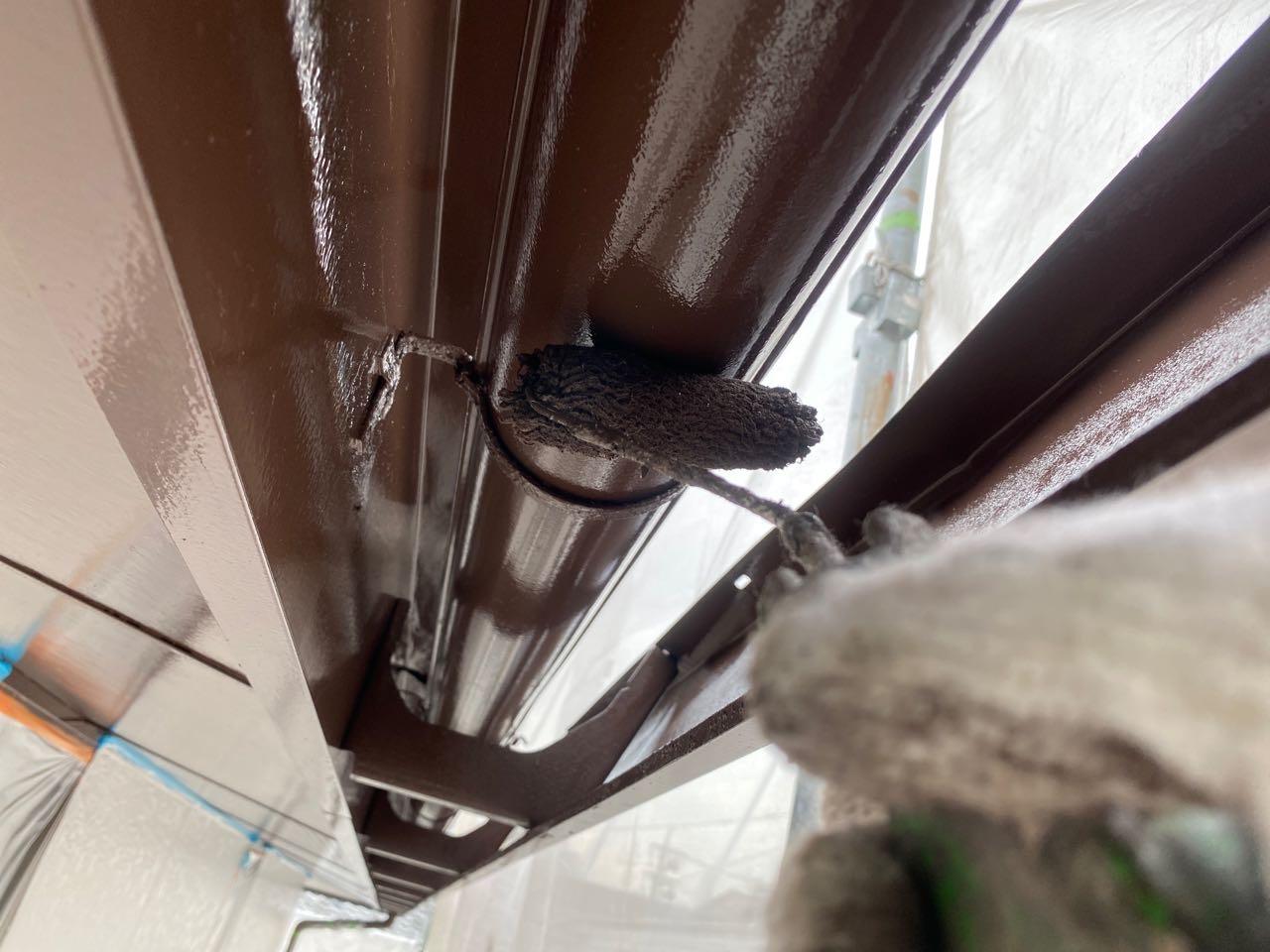 【雨樋塗装】上塗り