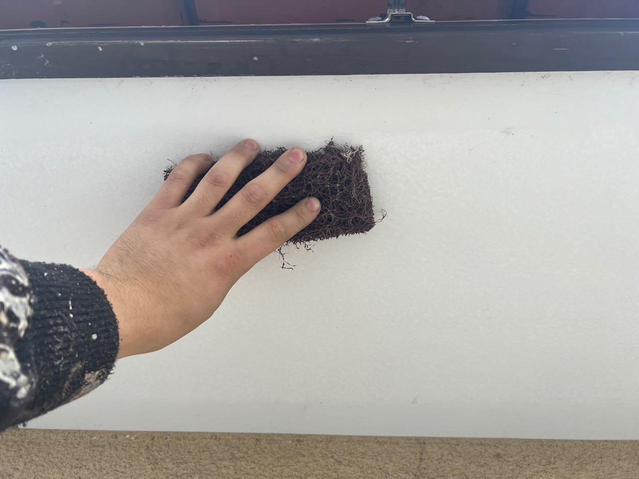 【軒天塗装】ケレン作業