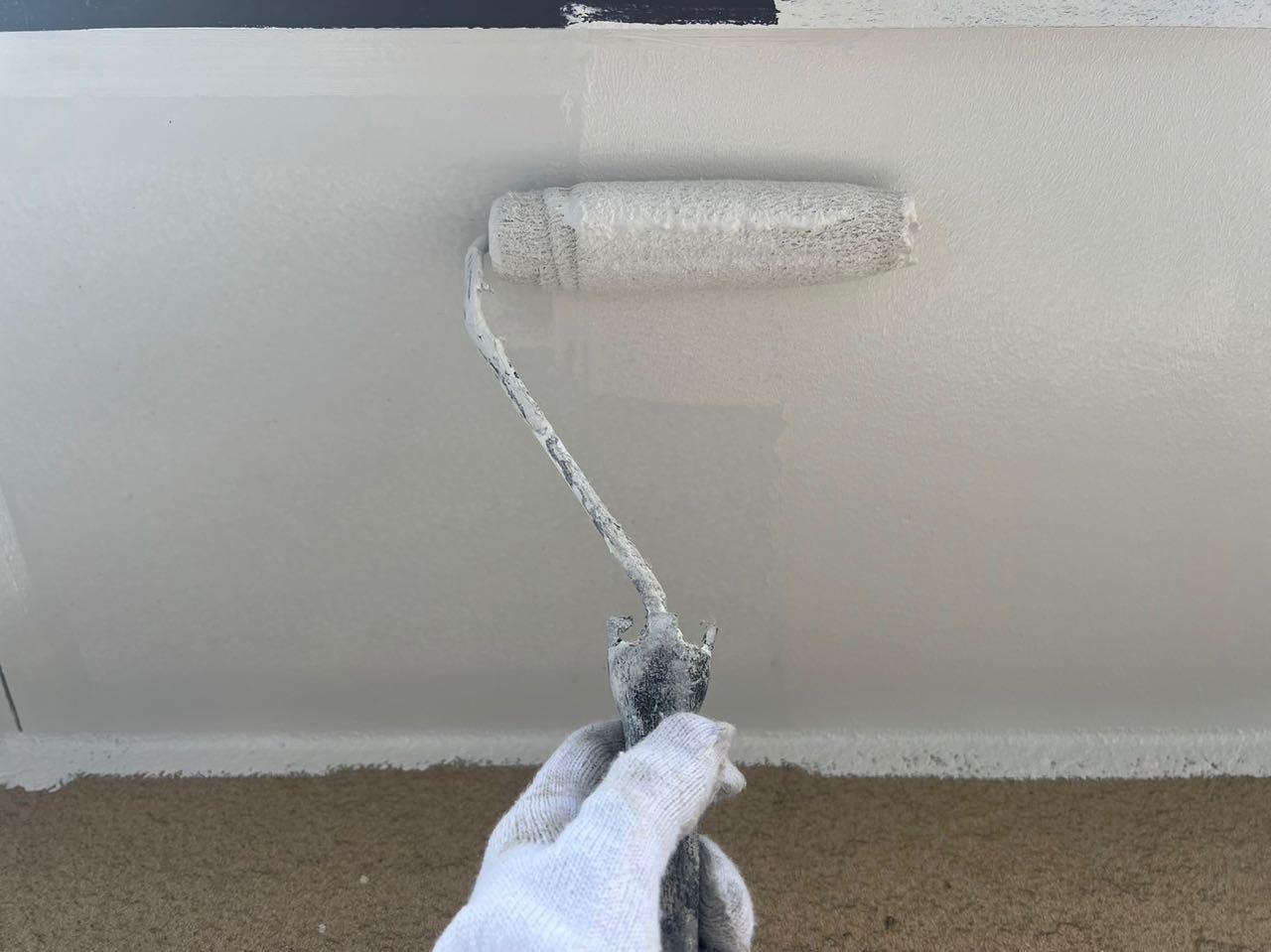 【軒天塗装】下塗り