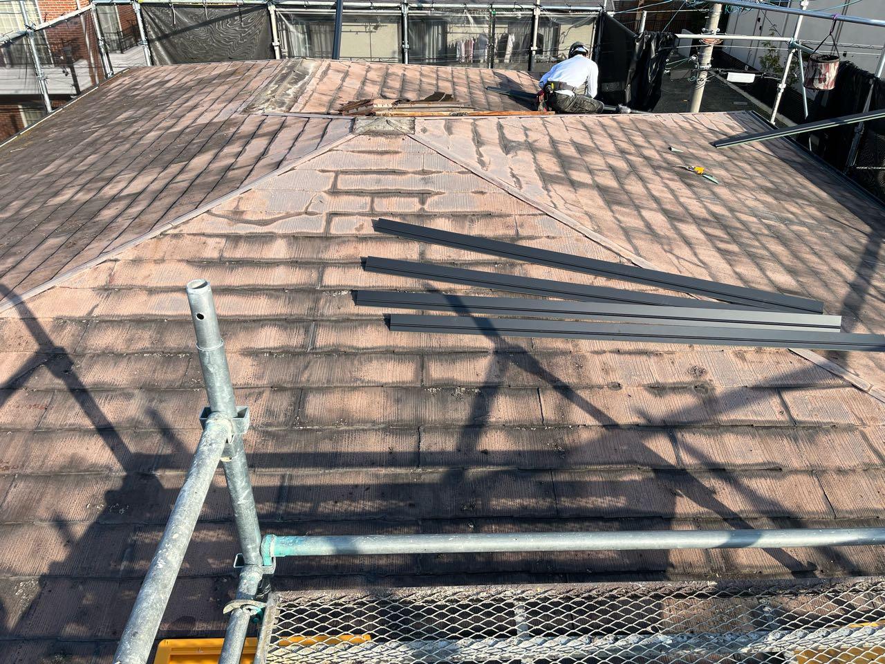 【屋根板金工事】棟撤去