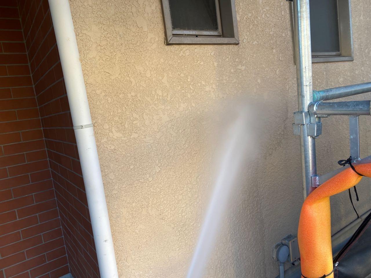 【外壁洗浄】バイオ洗剤塗布