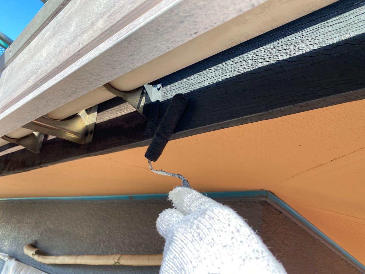 【破風・鼻隠し塗装】下塗り