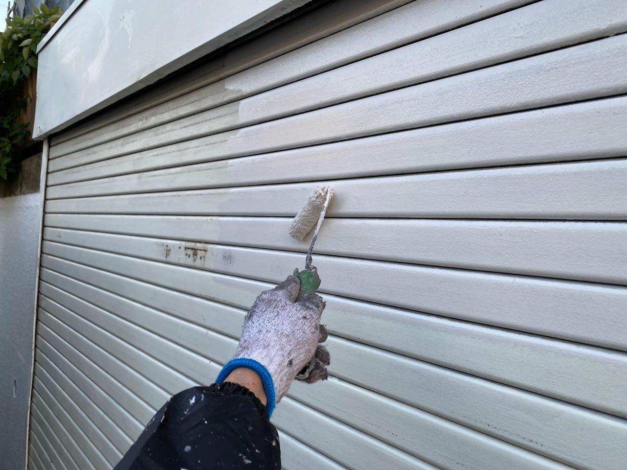 【シャッターボックス塗装】下塗り