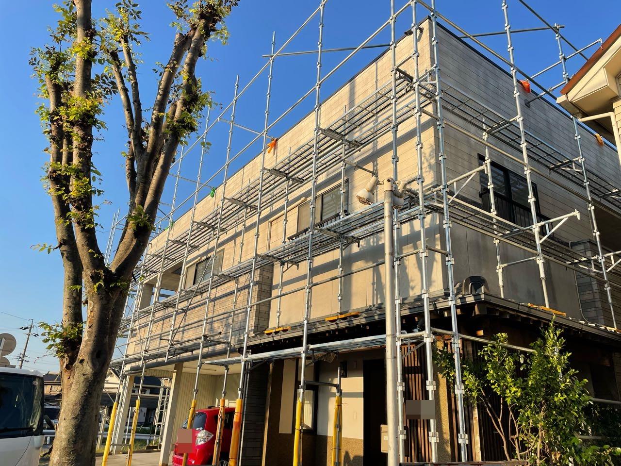 【足場設置工事】設置中