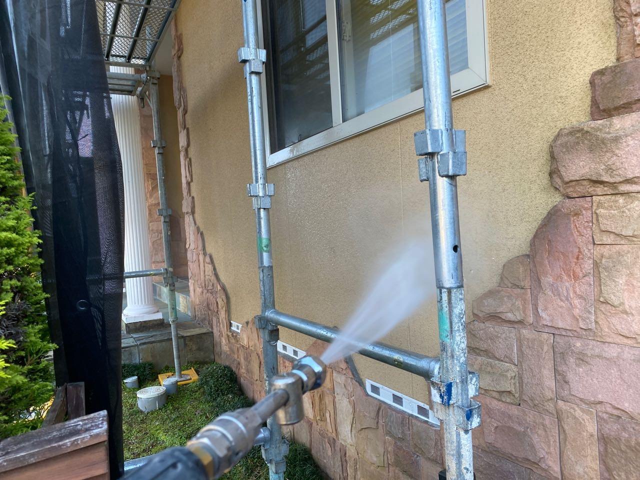 【外壁洗浄】バイオ洗剤塗布