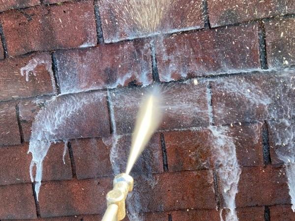 【屋根洗浄】高圧水洗浄