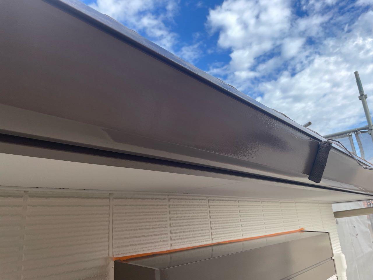 【雨樋塗装】上塗り