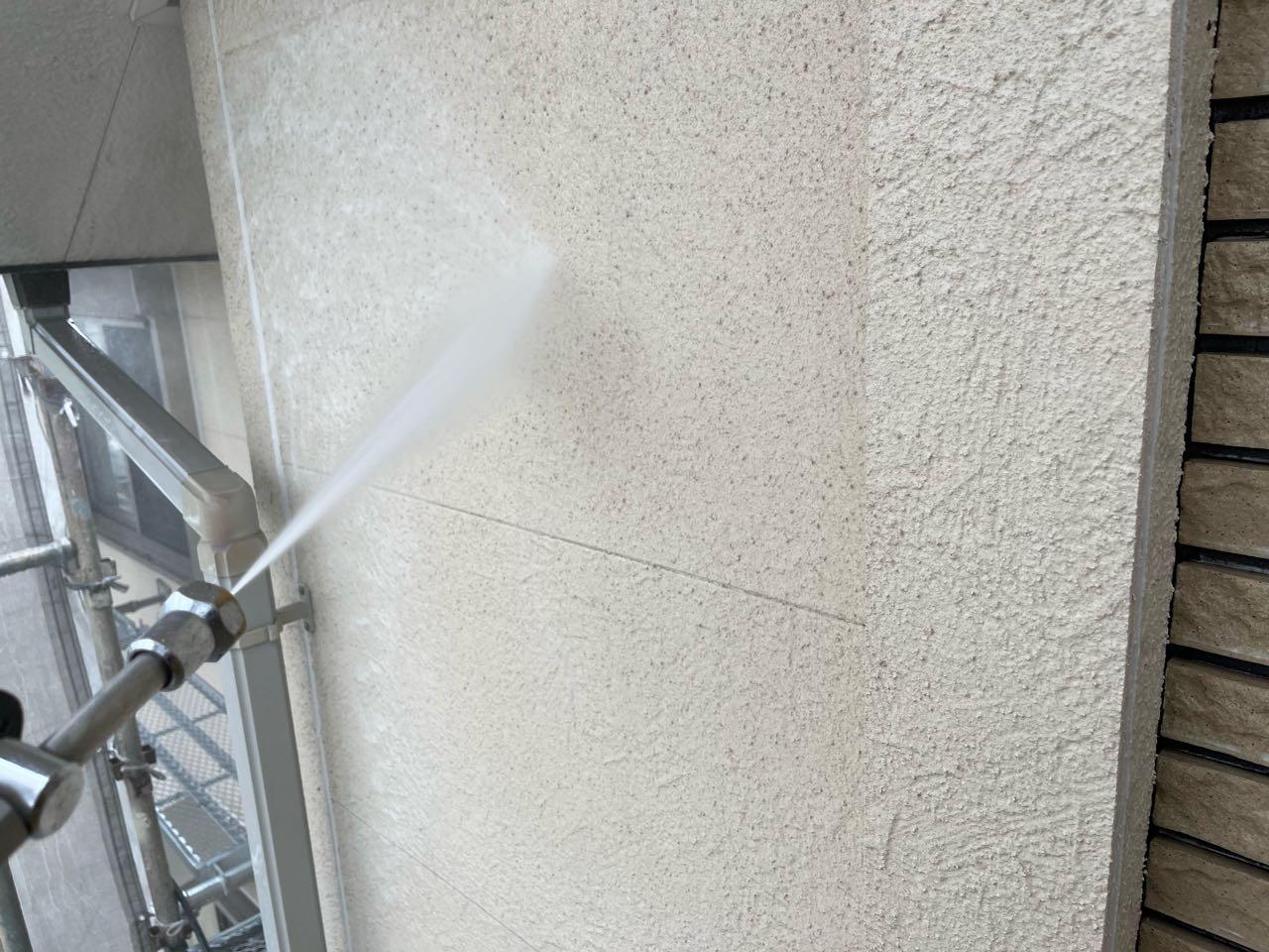 【外壁洗浄】バイオ洗剤塗布