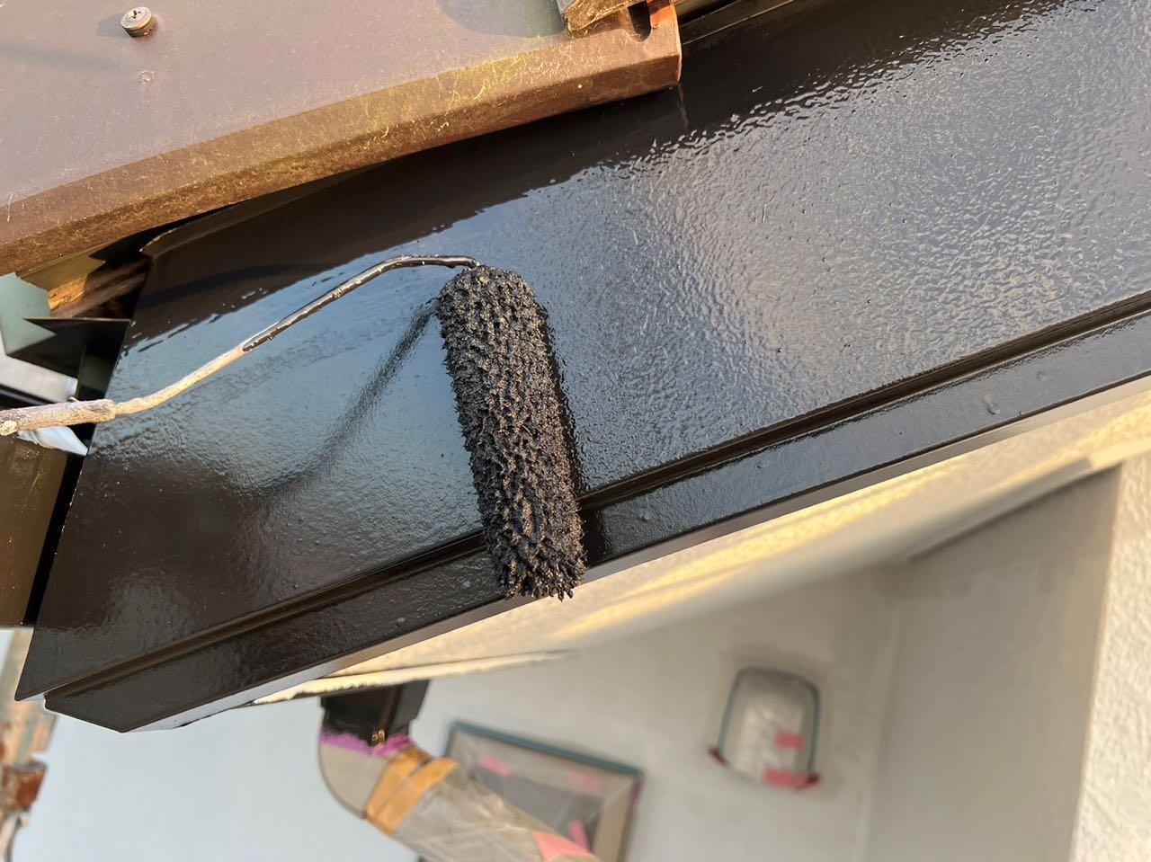 【破風・鼻隠し塗装】上塗り