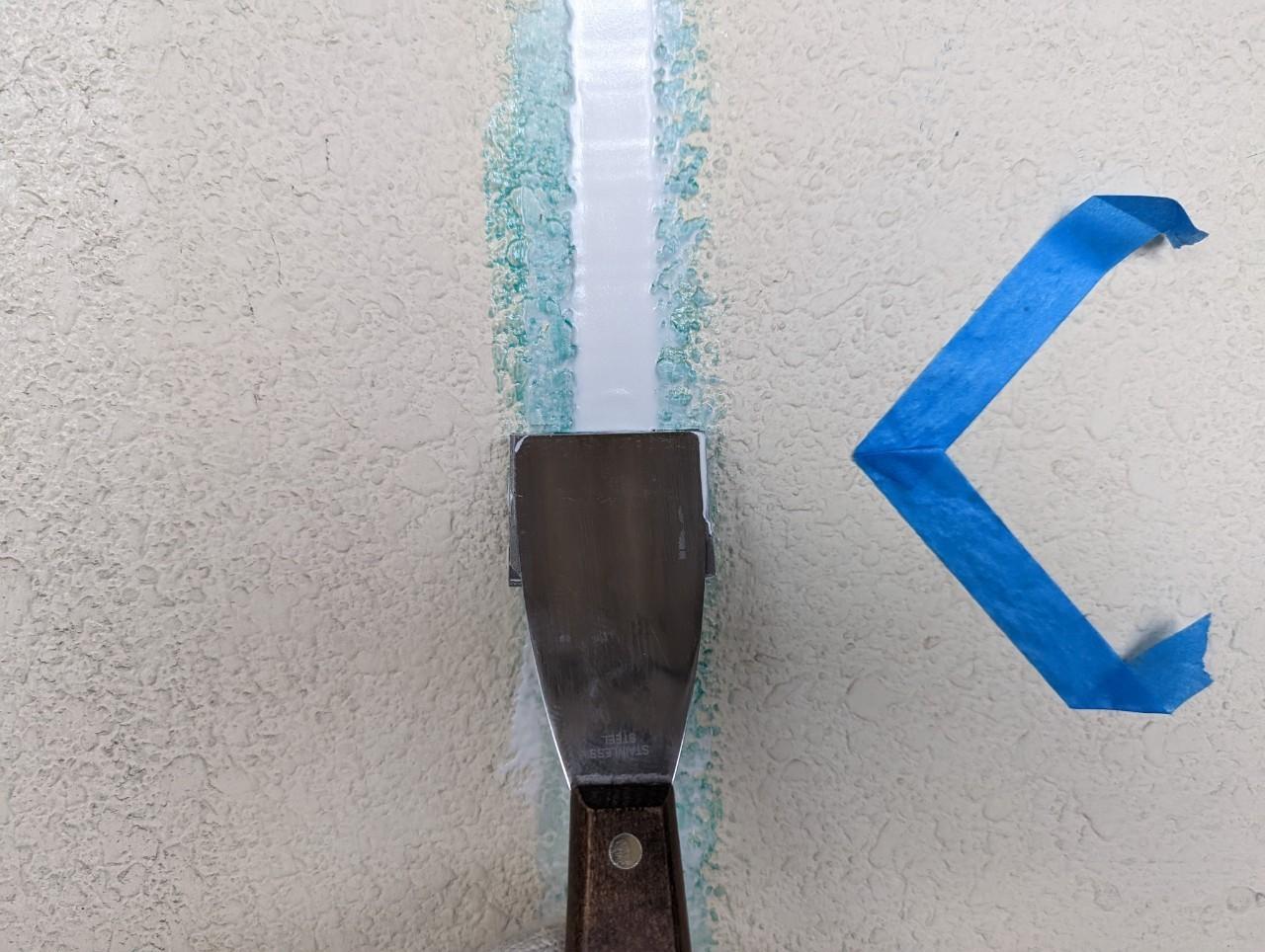 【シーリング工事】ヘラ押さえ