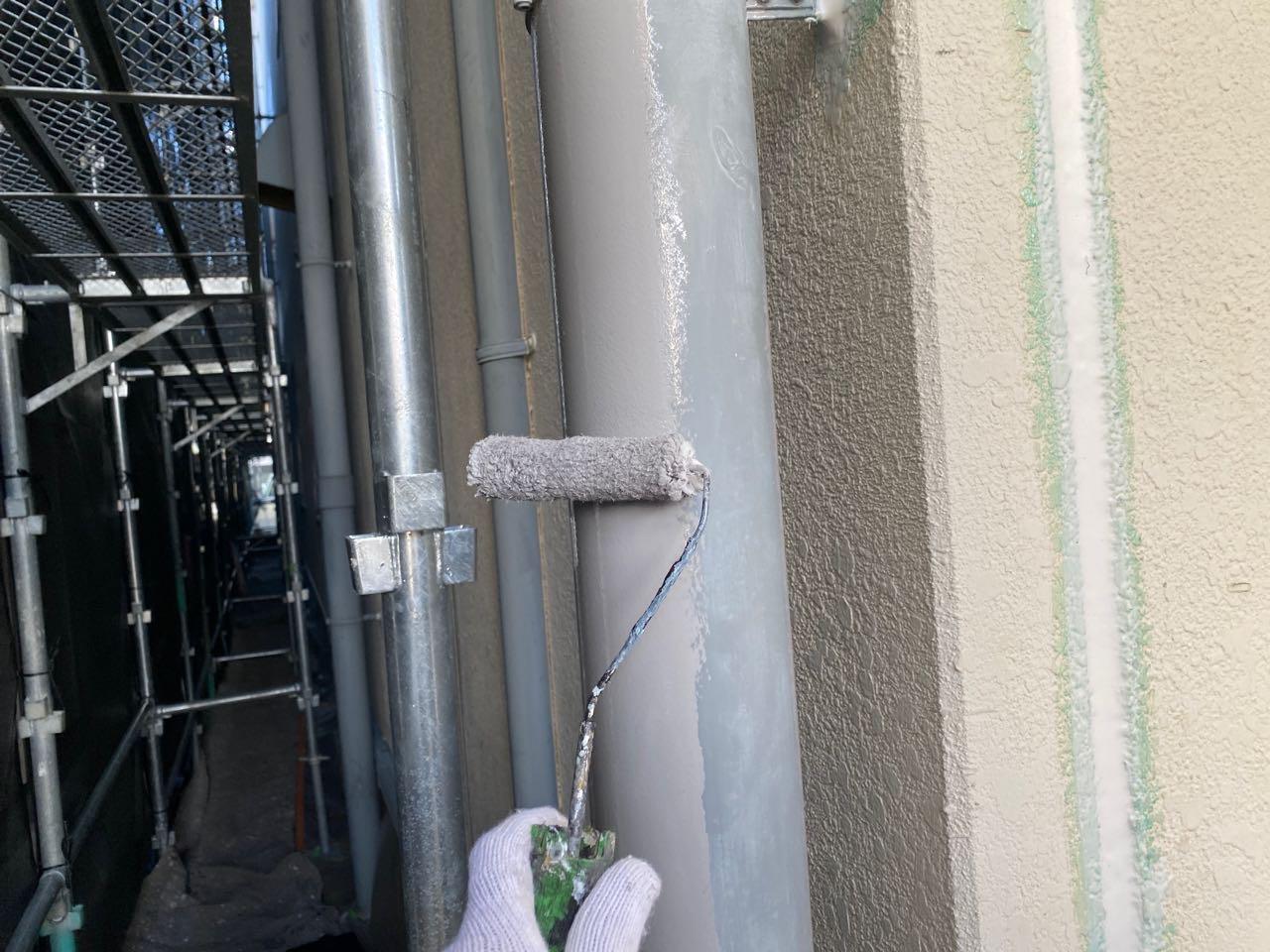 【雨樋塗装】下塗り