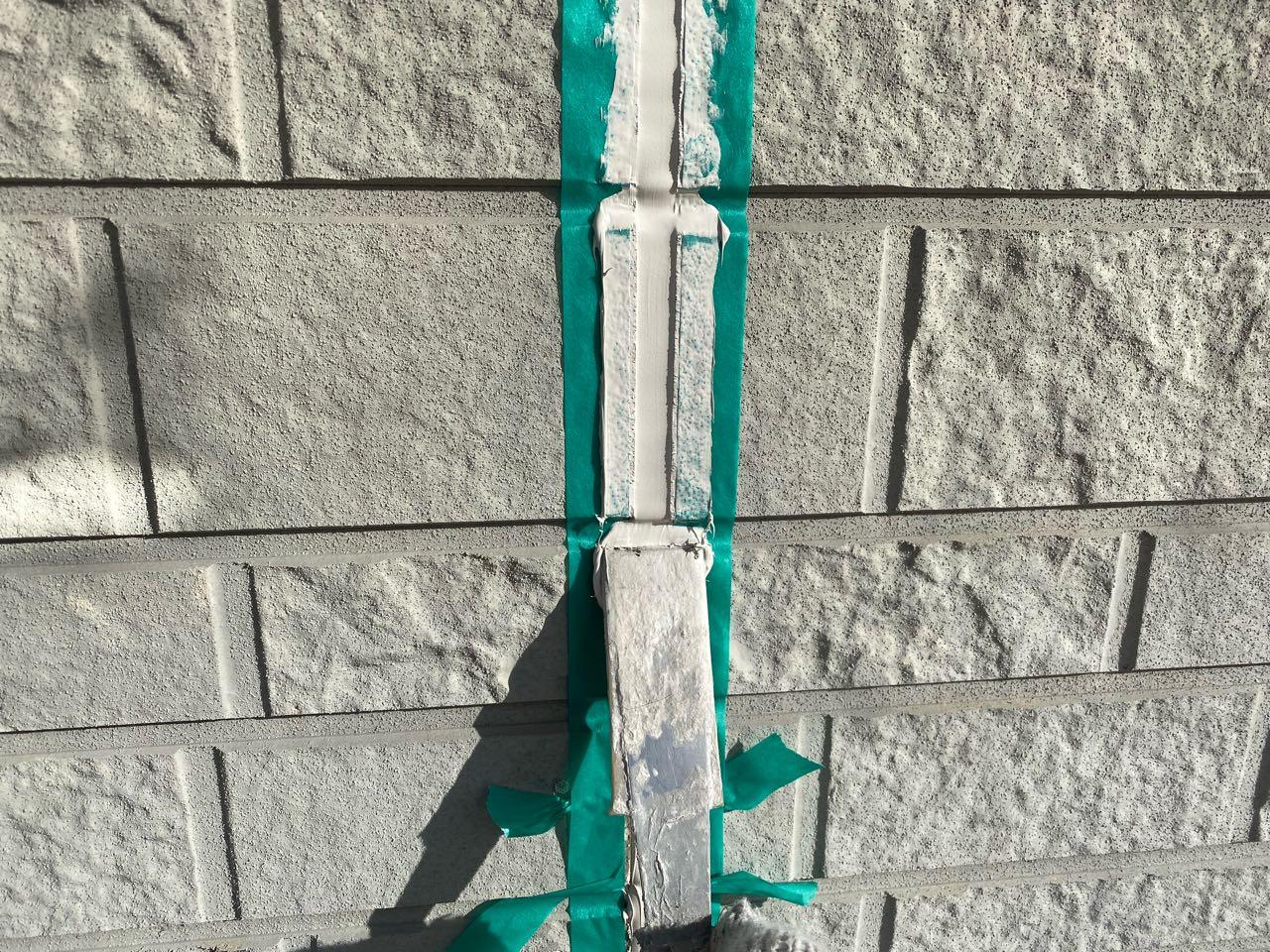 【シーリング工事】ヘラ押さえ