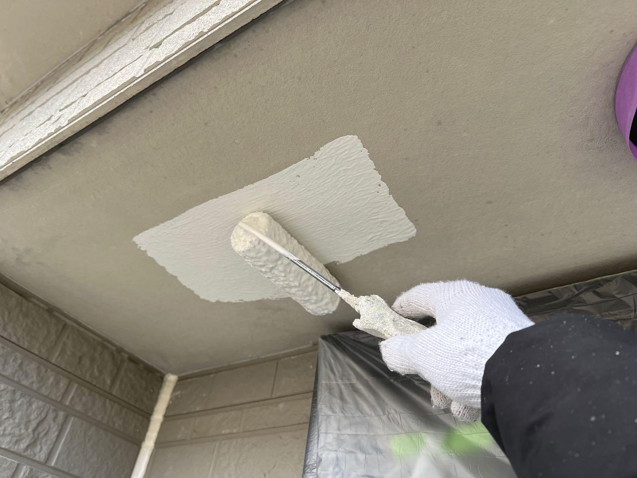 【軒天塗装】下塗り