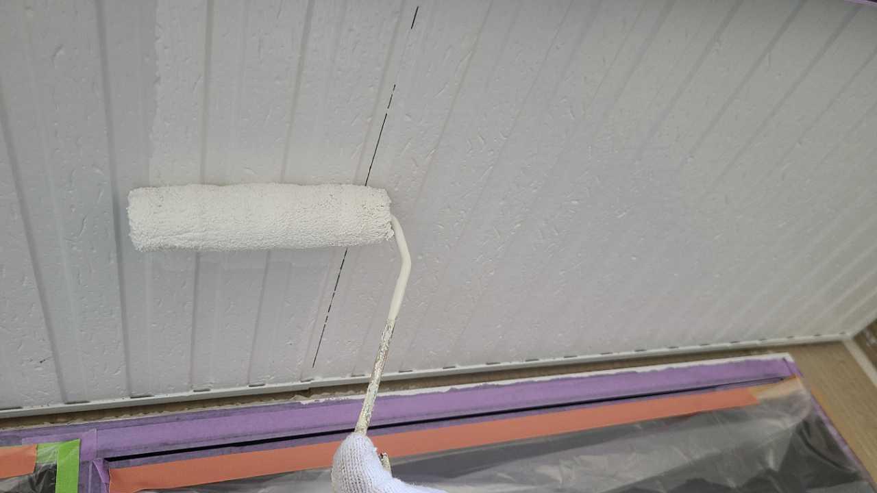 【軒天塗装】下塗り