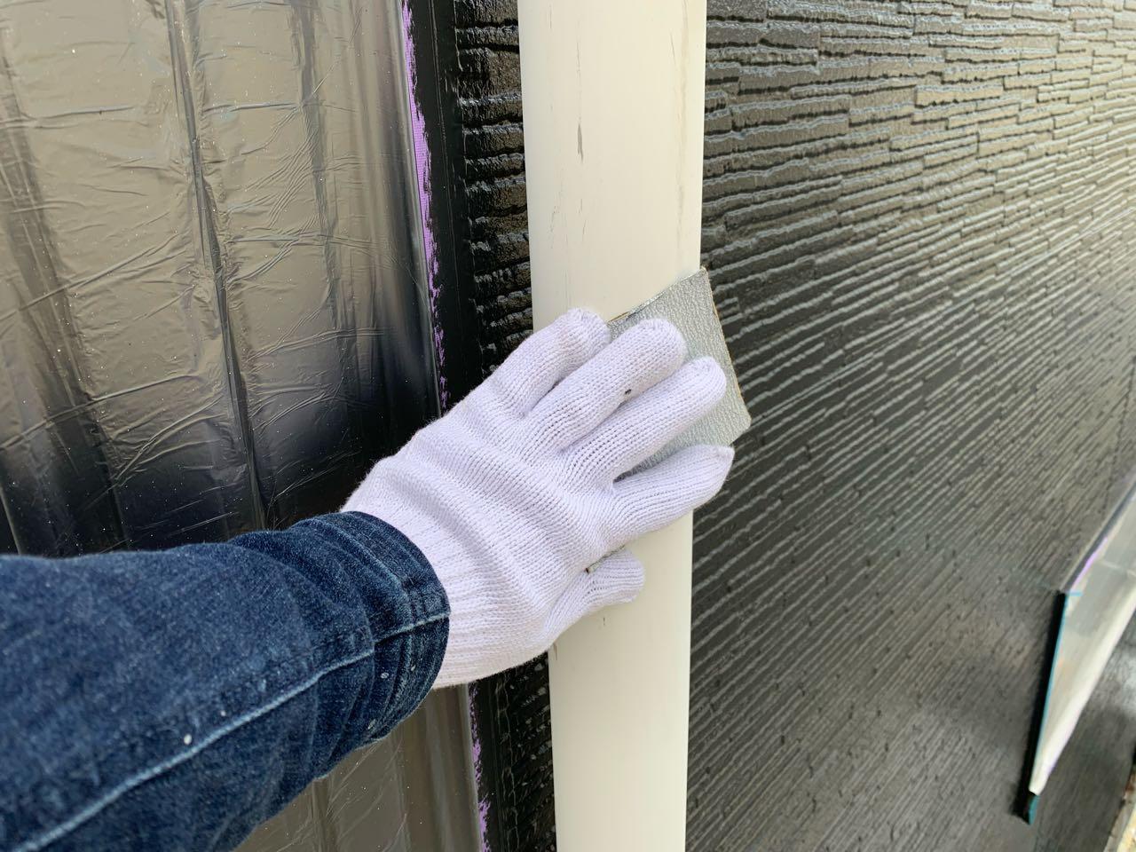 【雨樋塗装】ケレン作業