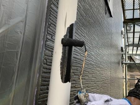 【雨樋塗装】下塗り