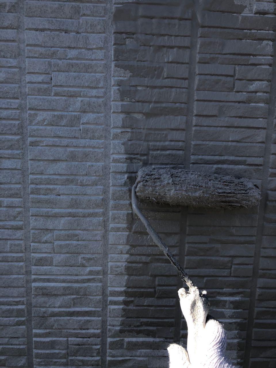 【外壁塗装1】中塗り