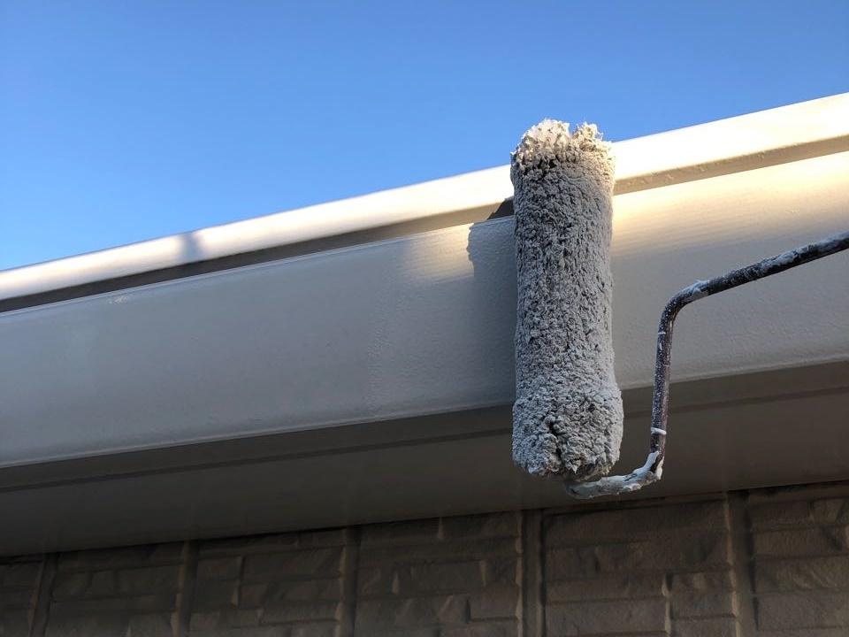 【破風・鼻隠し塗装】上塗り