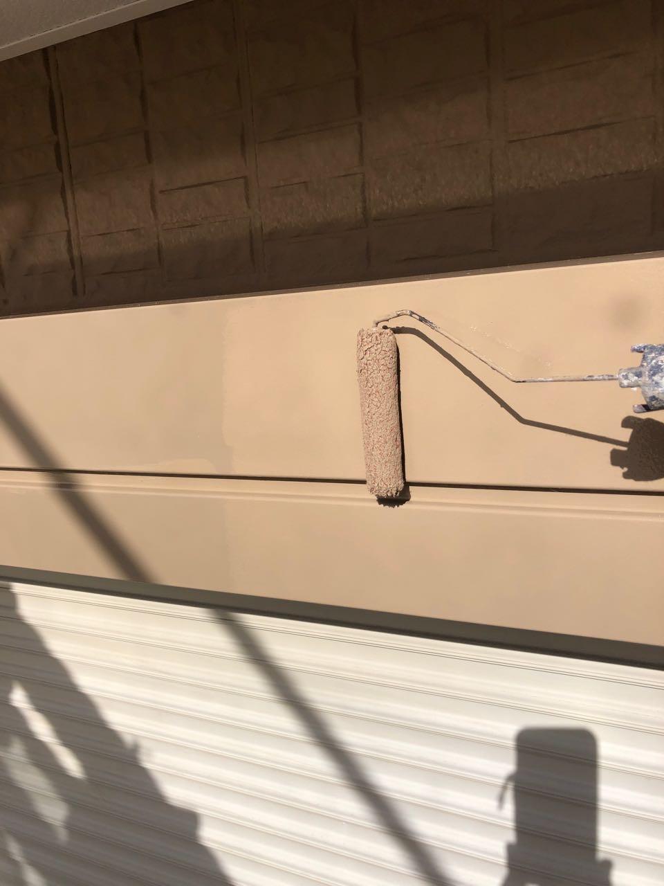 【シャッターボックス塗装】上塗り