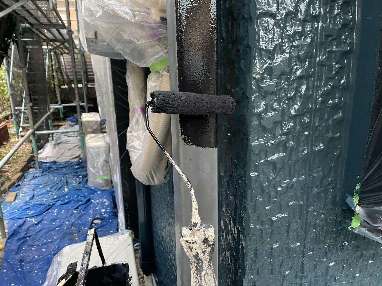 【雨樋塗装】下塗り