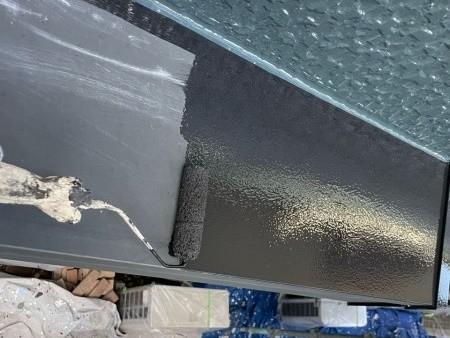 【シャッターボックス塗装】下塗り