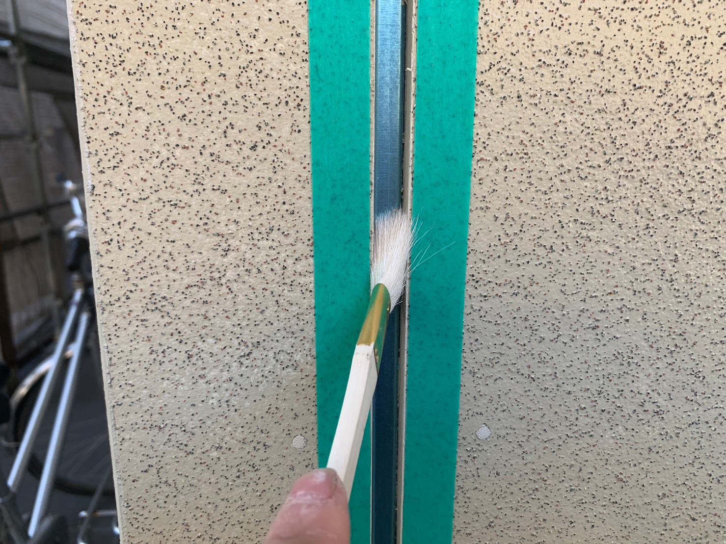 プライマー塗布します。