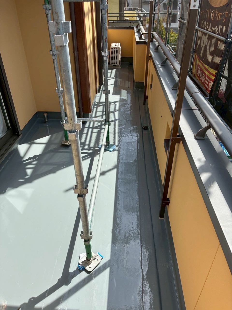 トップコート塗布。