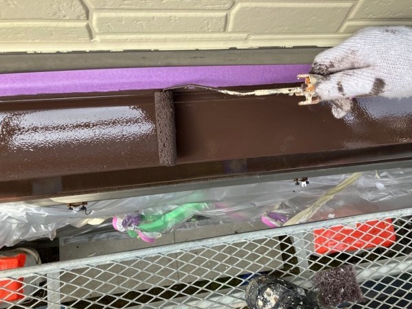 仕上げ塗装2回目です。