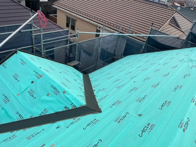 役物の施工です。