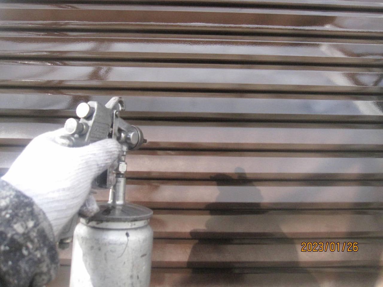 仕上げ塗装2回目です。