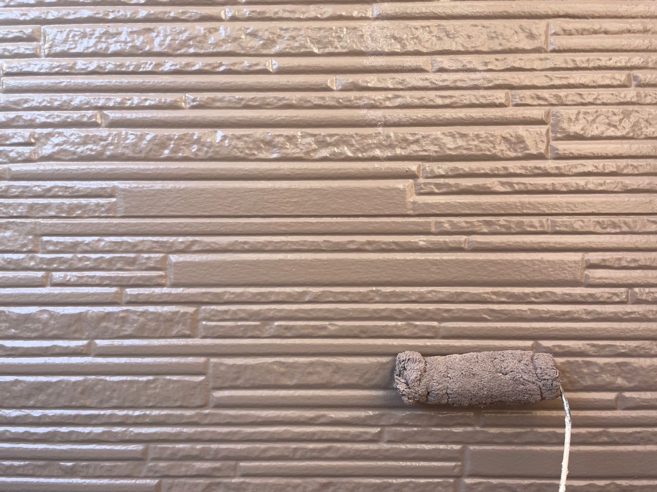 仕上げ塗装2回目です。