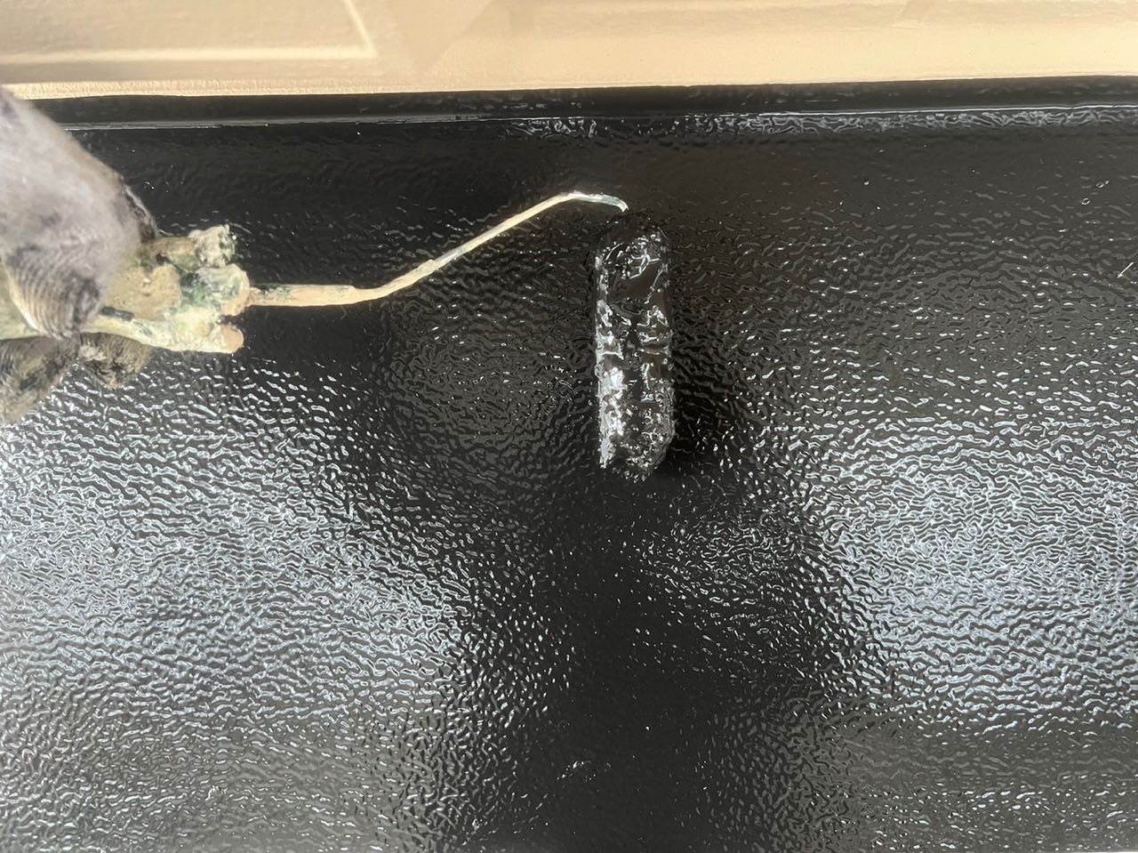 仕上げ塗装2回目です。