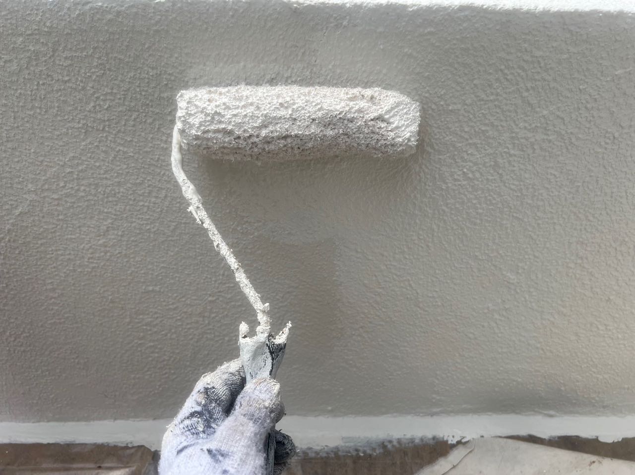 仕上げ塗装2回目です。