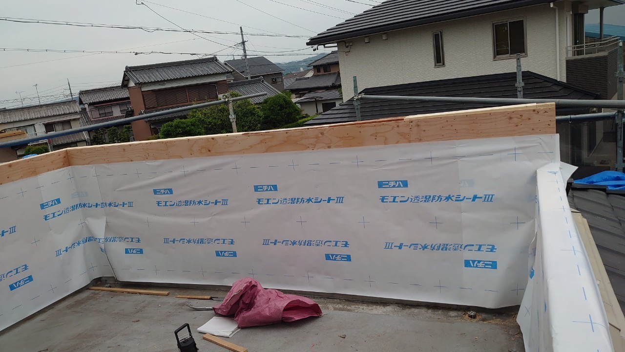 防水紙貼りです。