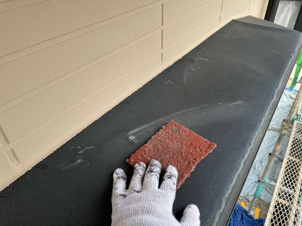 ケレン作業です。