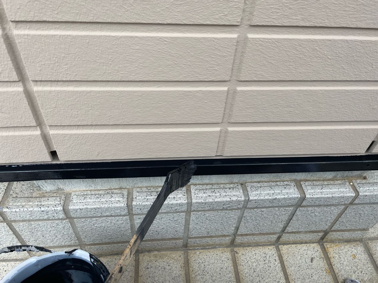 仕上げ塗装2回目です。