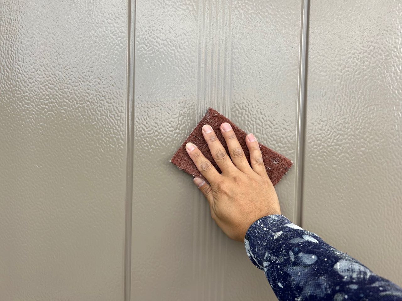 ケレン作業です。