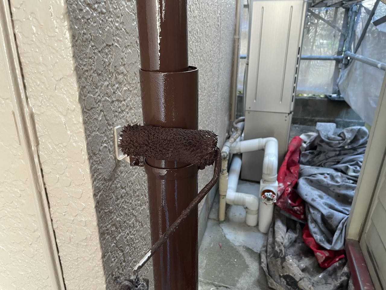 仕上げ塗装2回目です。