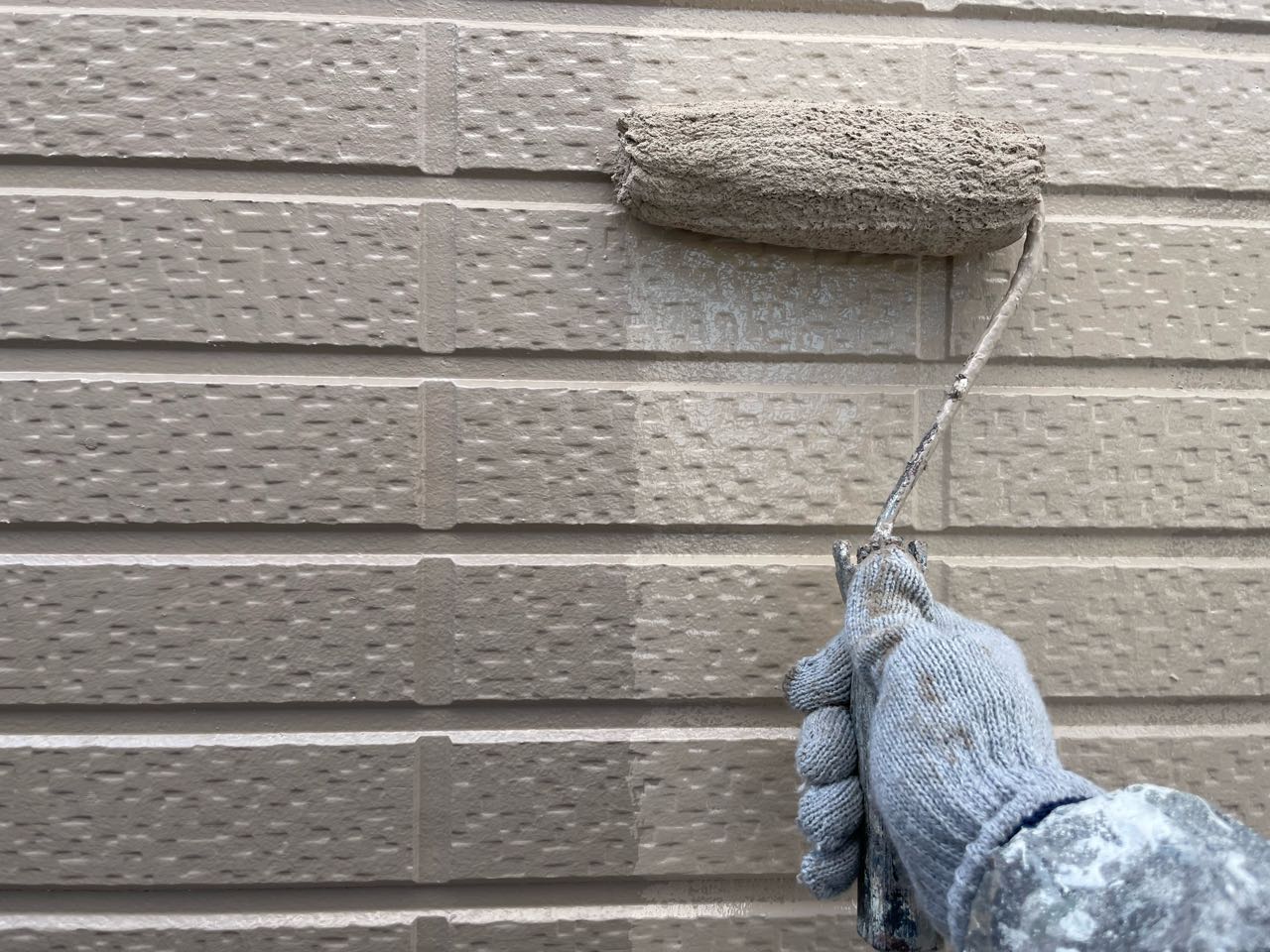 仕上げ塗装2回目です。