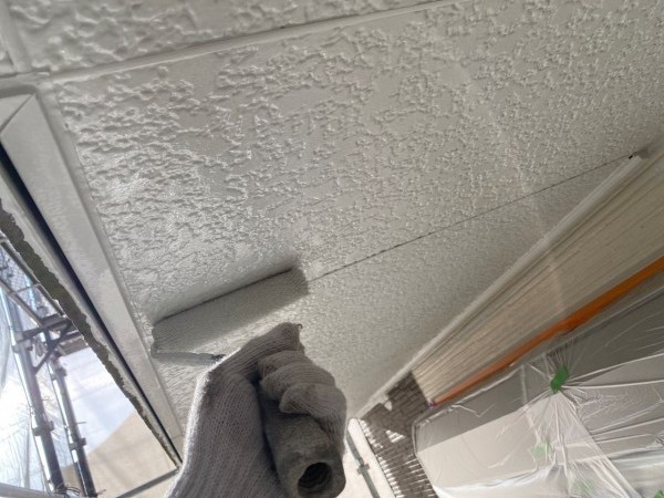 仕上げ塗装2回目です。