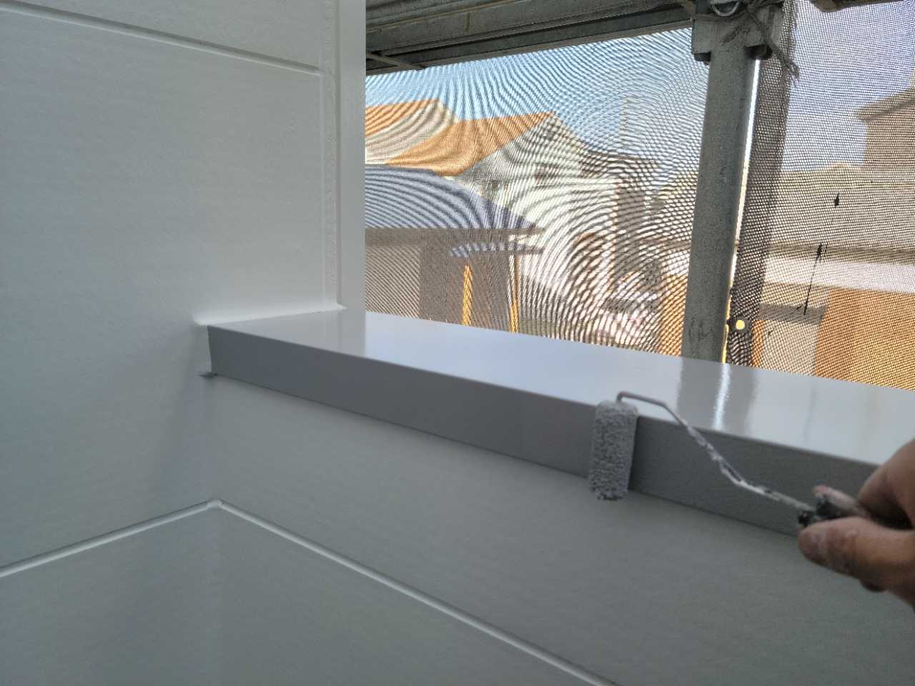 仕上げ塗装2回目です。