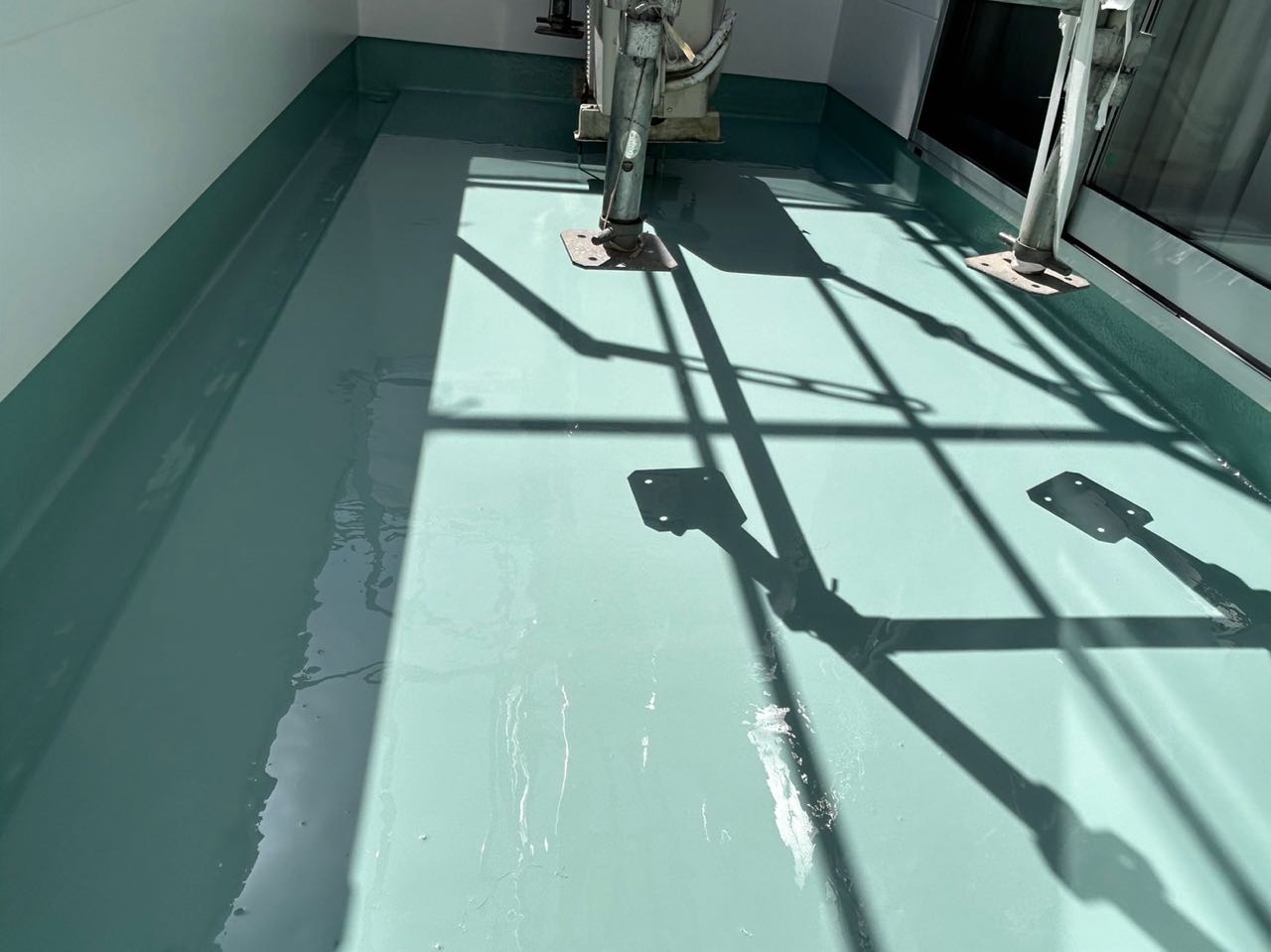 ウレタン防水塗布2回目。