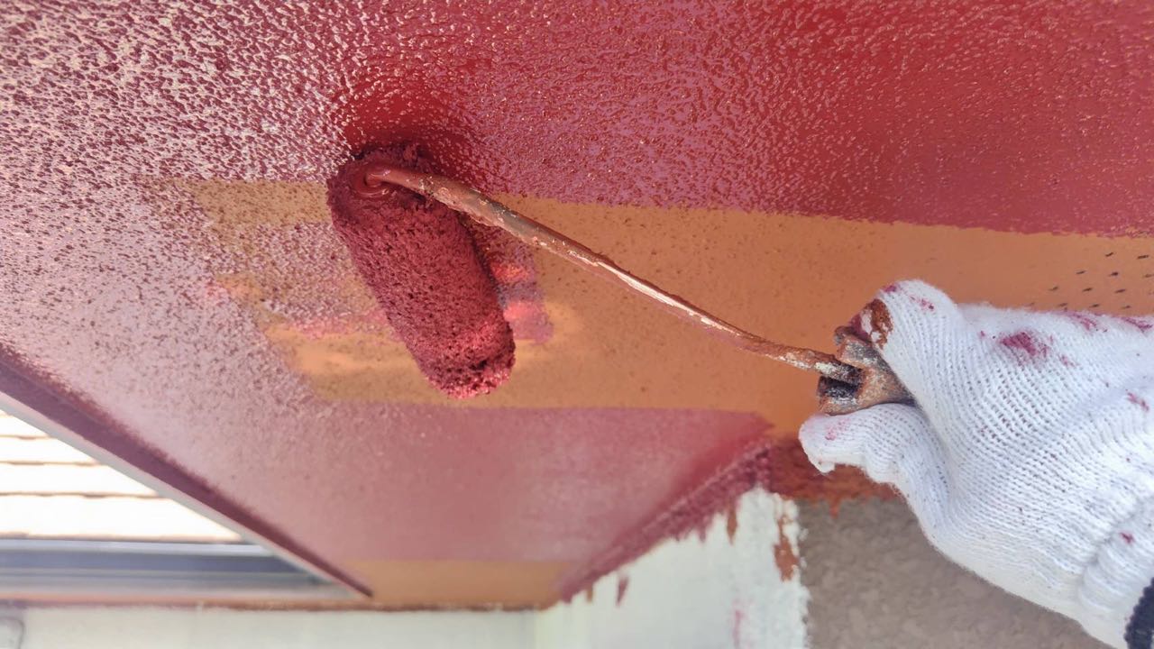 仕上げ塗装2回目です。