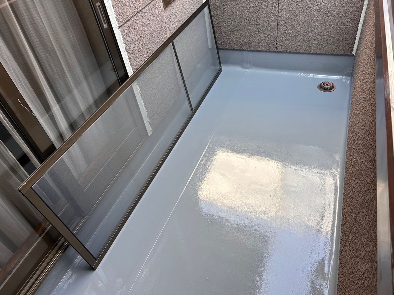 トップコート塗布。