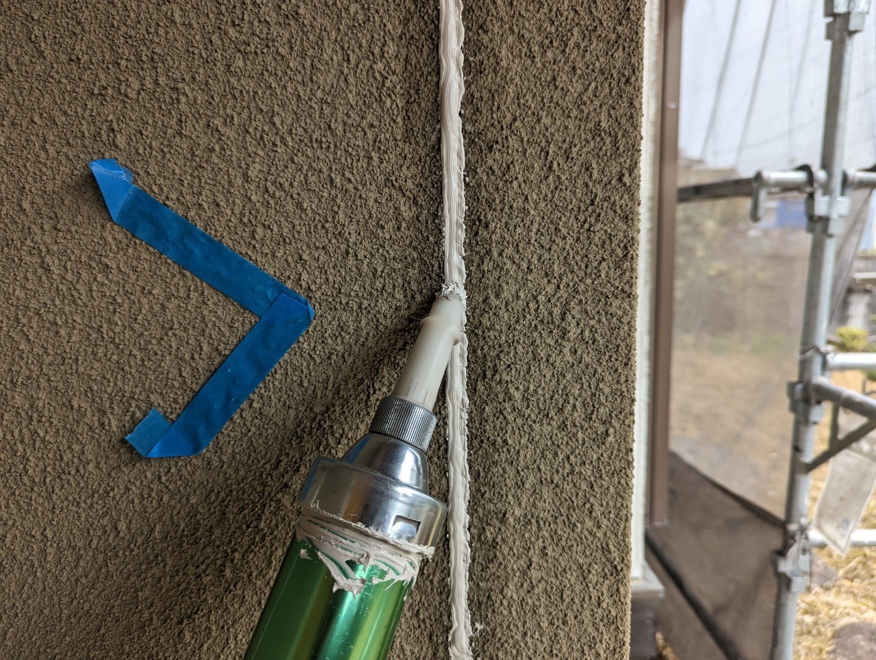 コーキング充填します。